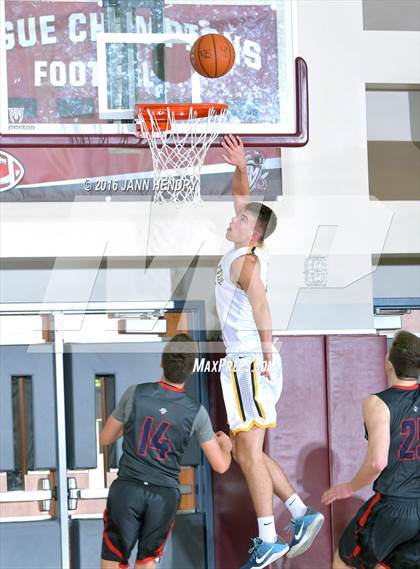 Thumbnail 1 in Bellevue vs. Pinnacle (Rancho Mirage Holiday Invitational) photogallery.