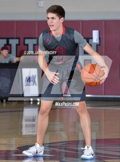 Thumbnail 3 in Bellevue vs. Pinnacle (Rancho Mirage Holiday Invitational) photogallery.