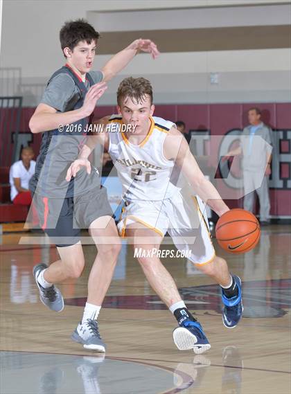 Thumbnail 3 in Bellevue vs. Pinnacle (Rancho Mirage Holiday Invitational) photogallery.