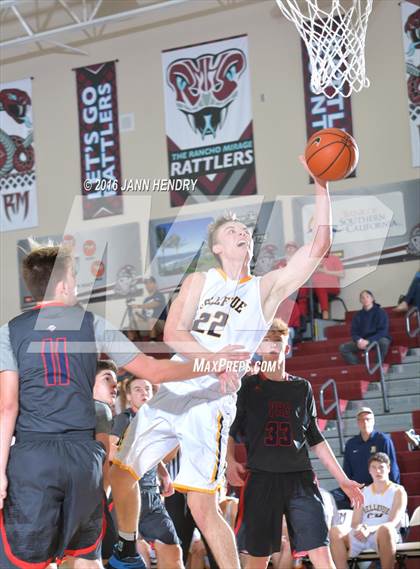 Thumbnail 3 in Bellevue vs. Pinnacle (Rancho Mirage Holiday Invitational) photogallery.