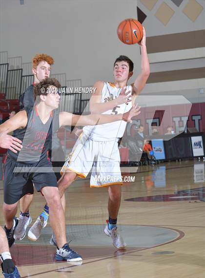 Thumbnail 3 in Bellevue vs. Pinnacle (Rancho Mirage Holiday Invitational) photogallery.