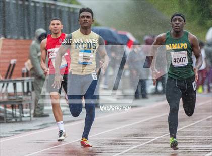 Thumbnail 2 in 50th Annual Loucks Games (Men's 100 Meter Dash) photogallery.