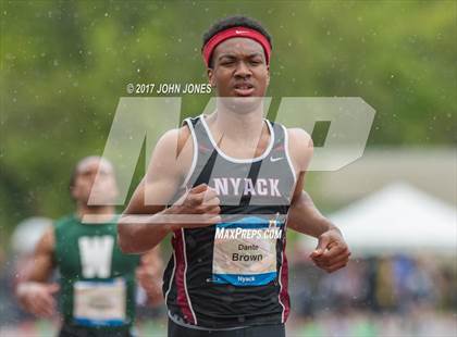 Thumbnail 3 in 50th Annual Loucks Games (Men's 100 Meter Dash) photogallery.