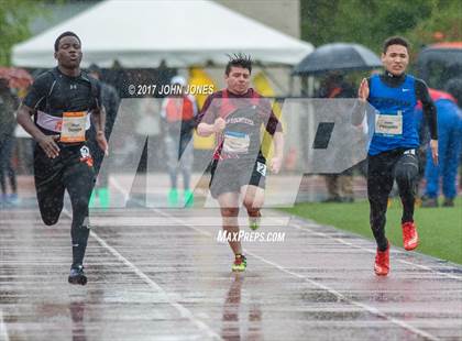 Thumbnail 2 in 50th Annual Loucks Games (Men's 100 Meter Dash) photogallery.