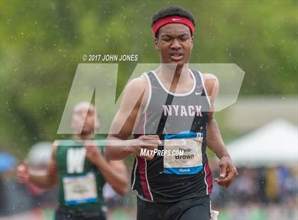 Thumbnail 2 in 50th Annual Loucks Games (Men's 100 Meter Dash) photogallery.