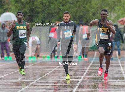 Thumbnail 3 in 50th Annual Loucks Games (Men's 100 Meter Dash) photogallery.