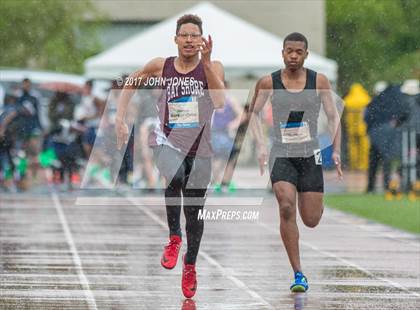 Thumbnail 3 in 50th Annual Loucks Games (Men's 100 Meter Dash) photogallery.