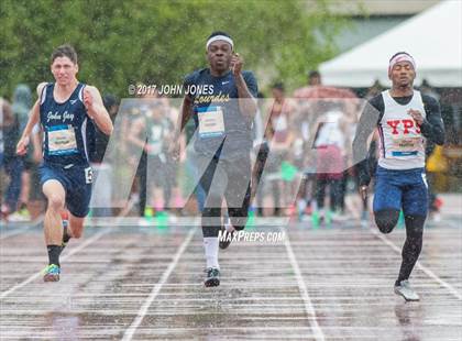 Thumbnail 2 in 50th Annual Loucks Games (Men's 100 Meter Dash) photogallery.