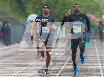 Thumbnail 1 in 50th Annual Loucks Games (Men's 100 Meter Dash) photogallery.