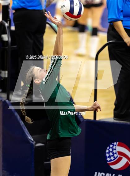 Thumbnail 2 in Stratton vs. Plateau Valley (CHSAA 1A Round 1) photogallery.