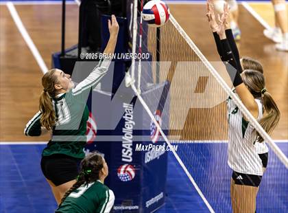 Thumbnail 3 in Stratton vs. Plateau Valley (CHSAA 1A Round 1) photogallery.