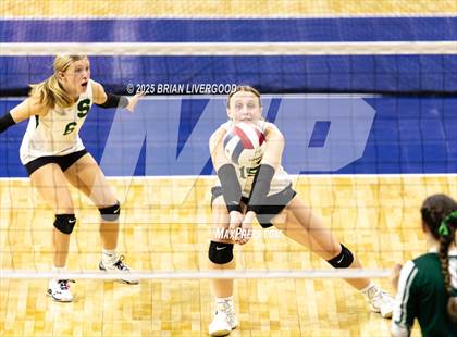 Thumbnail 2 in Stratton vs. Plateau Valley (CHSAA 1A Round 1) photogallery.