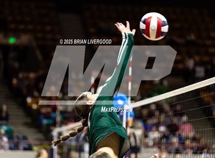 Thumbnail 3 in Stratton vs. Plateau Valley (CHSAA 1A Round 1) photogallery.