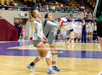 Thumbnail 1 in Stratton vs. Plateau Valley (CHSAA 1A Round 1) photogallery.