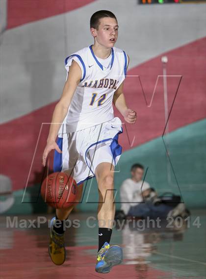 Thumbnail 1 in Mahopac vs White Plains (Hoops for a Cure) photogallery.