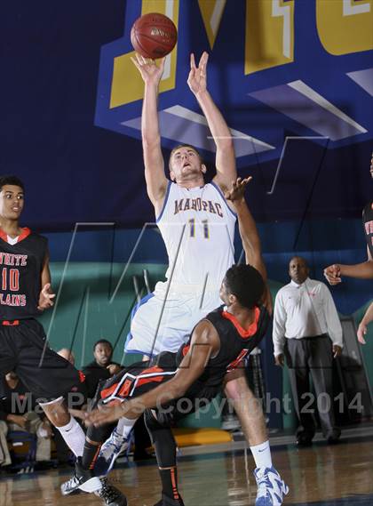 Thumbnail 2 in Mahopac vs White Plains (Hoops for a Cure) photogallery.