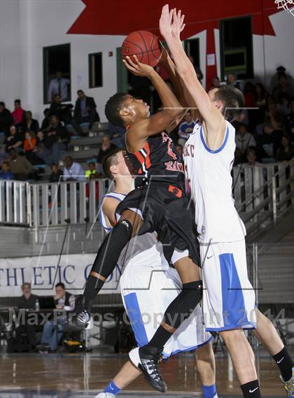 Thumbnail 3 in Mahopac vs White Plains (Hoops for a Cure) photogallery.