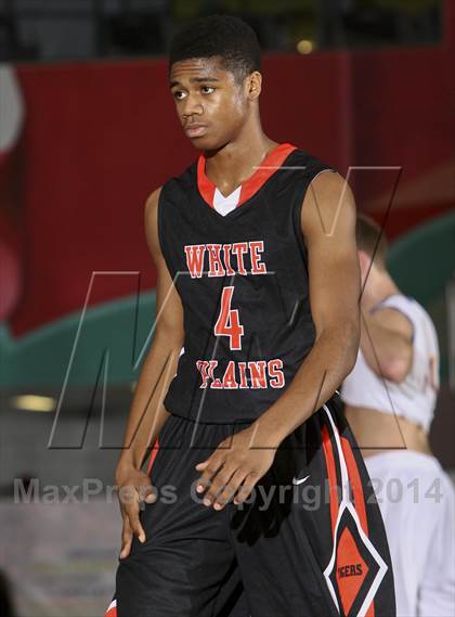 Thumbnail 3 in Mahopac vs White Plains (Hoops for a Cure) photogallery.