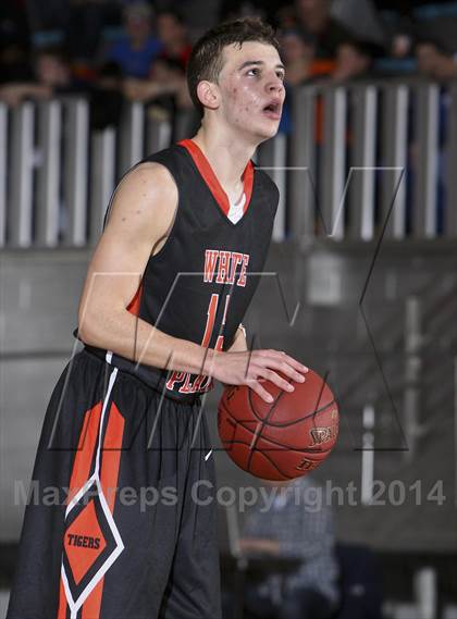 Thumbnail 1 in Mahopac vs White Plains (Hoops for a Cure) photogallery.