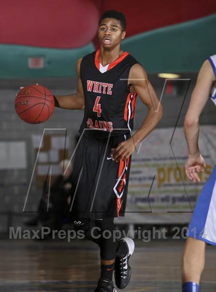 Thumbnail 3 in Mahopac vs White Plains (Hoops for a Cure) photogallery.