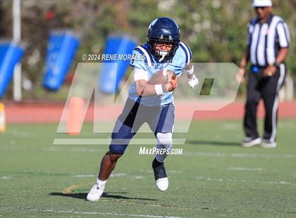 Thumbnail 3 in Eagle Rock vs Marshall photogallery.