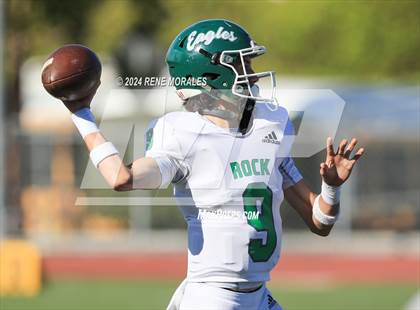 Thumbnail 2 in Eagle Rock vs Marshall photogallery.