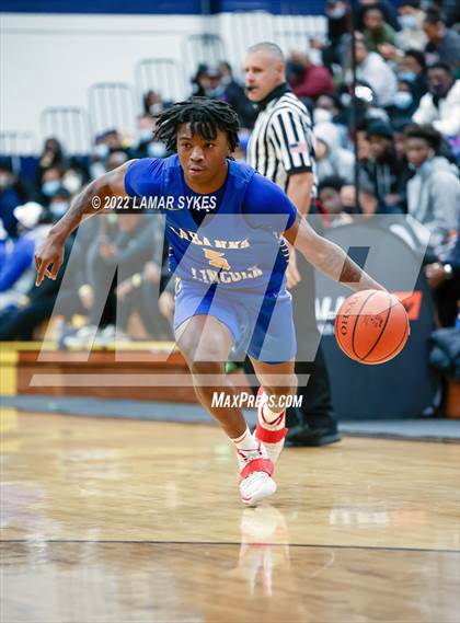 Thumbnail 3 in St. Vincent-St. Mary vs. Lincoln photogallery.