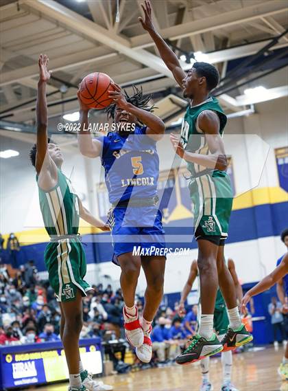 Thumbnail 1 in St. Vincent-St. Mary vs. Lincoln photogallery.