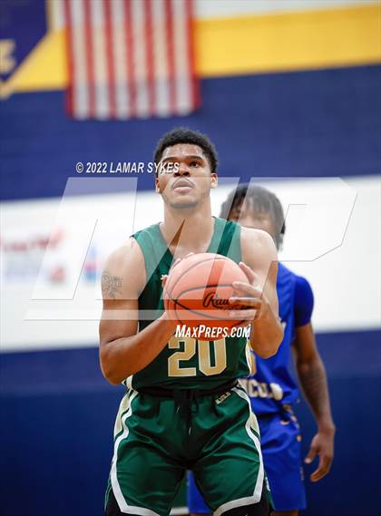 Thumbnail 2 in St. Vincent-St. Mary vs. Lincoln photogallery.