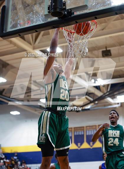 Thumbnail 2 in St. Vincent-St. Mary vs. Lincoln photogallery.