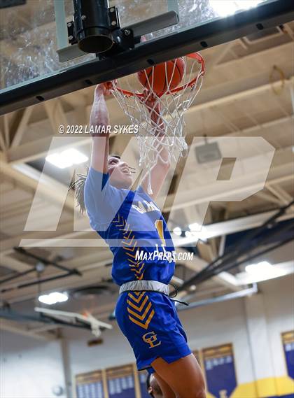 Thumbnail 2 in St. Vincent-St. Mary vs. Lincoln photogallery.