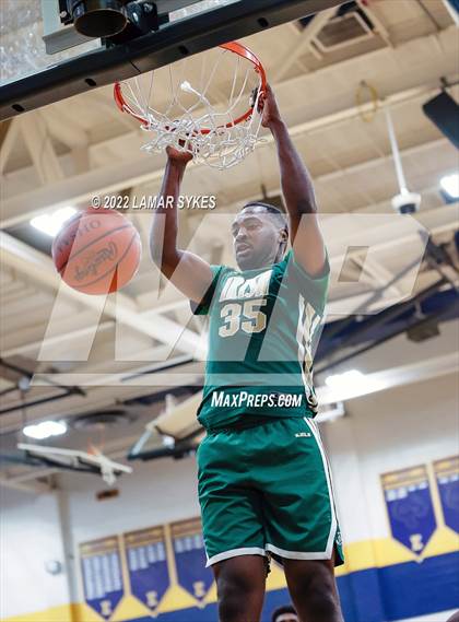 Thumbnail 2 in St. Vincent-St. Mary vs. Lincoln photogallery.