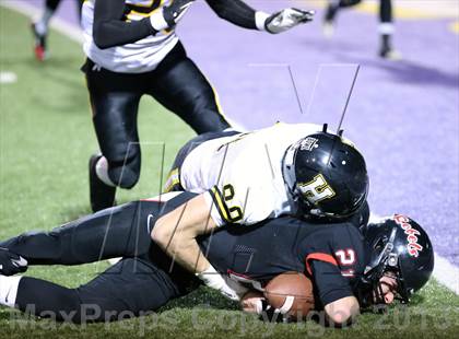Thumbnail 2 in Maryville vs. Hendersonville (TSSAA Division I Class 6A BlueCross Bowl) photogallery.