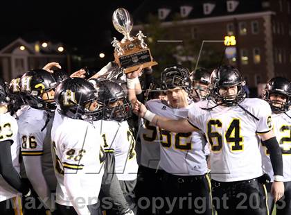 Thumbnail 1 in Maryville vs. Hendersonville (TSSAA Division I Class 6A BlueCross Bowl) photogallery.