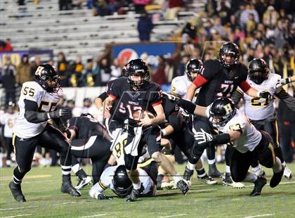 Thumbnail 3 in Maryville vs. Hendersonville (TSSAA Division I Class 6A BlueCross Bowl) photogallery.