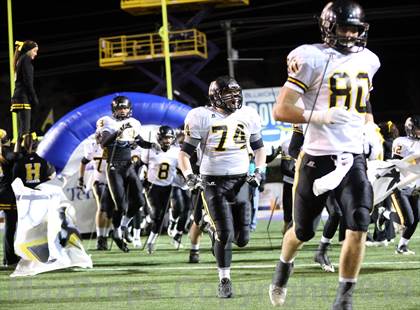 Thumbnail 1 in Maryville vs. Hendersonville (TSSAA Division I Class 6A BlueCross Bowl) photogallery.