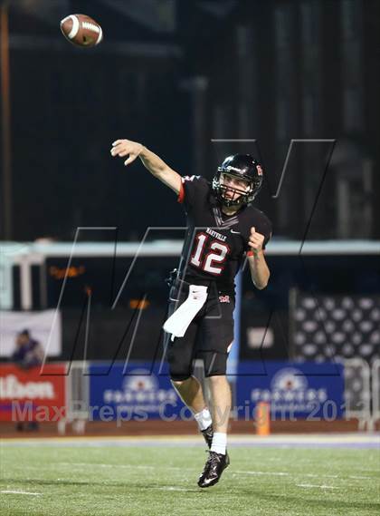 Thumbnail 3 in Maryville vs. Hendersonville (TSSAA Division I Class 6A BlueCross Bowl) photogallery.