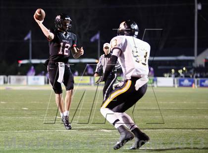 Thumbnail 2 in Maryville vs. Hendersonville (TSSAA Division I Class 6A BlueCross Bowl) photogallery.