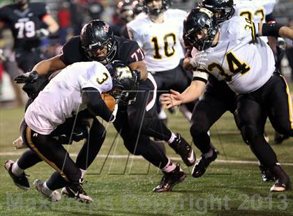 Thumbnail 1 in Maryville vs. Hendersonville (TSSAA Division I Class 6A BlueCross Bowl) photogallery.