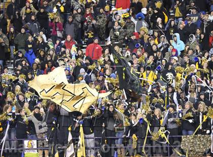 Thumbnail 3 in Maryville vs. Hendersonville (TSSAA Division I Class 6A BlueCross Bowl) photogallery.