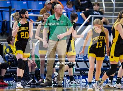Thumbnail 2 in Pyramid Lake vs. Eureka (NIAA 1A State Championship) photogallery.
