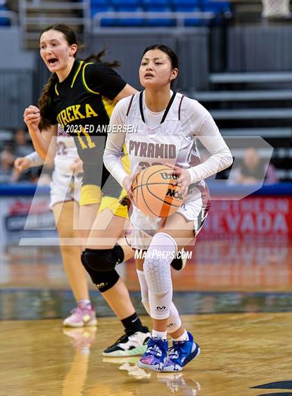 Thumbnail 3 in Pyramid Lake vs. Eureka (NIAA 1A State Championship) photogallery.