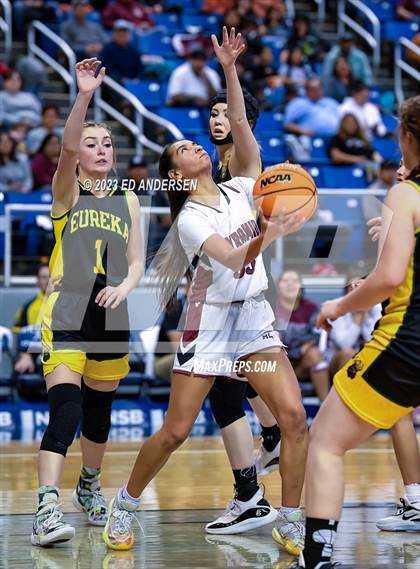 Thumbnail 2 in Pyramid Lake vs. Eureka (NIAA 1A State Championship) photogallery.