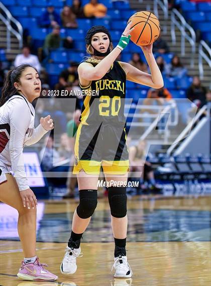 Thumbnail 1 in Pyramid Lake vs. Eureka (NIAA 1A State Championship) photogallery.