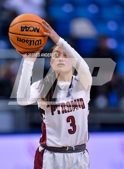 Thumbnail 1 in Pyramid Lake vs. Eureka (NIAA 1A State Championship) photogallery.