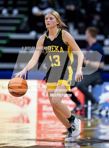 Thumbnail 1 in Pyramid Lake vs. Eureka (NIAA 1A State Championship) photogallery.