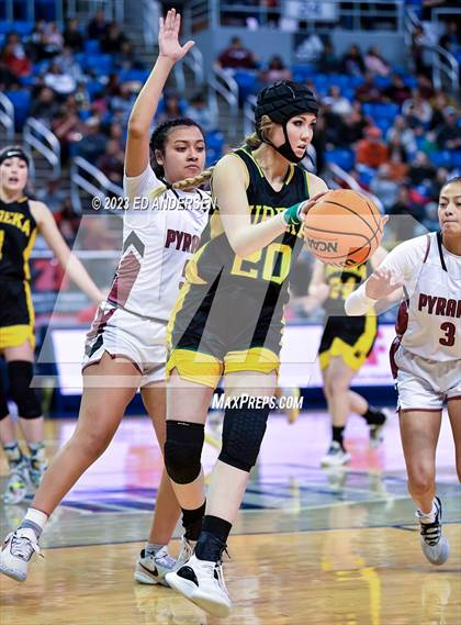 Thumbnail 2 in Pyramid Lake vs. Eureka (NIAA 1A State Championship) photogallery.