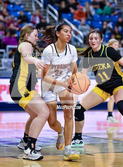 Thumbnail 1 in Pyramid Lake vs. Eureka (NIAA 1A State Championship) photogallery.