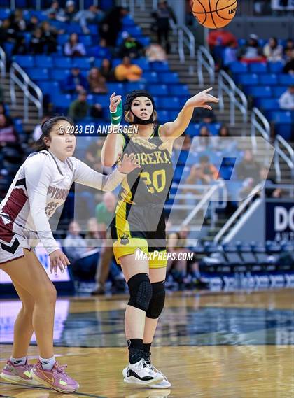 Thumbnail 2 in Pyramid Lake vs. Eureka (NIAA 1A State Championship) photogallery.