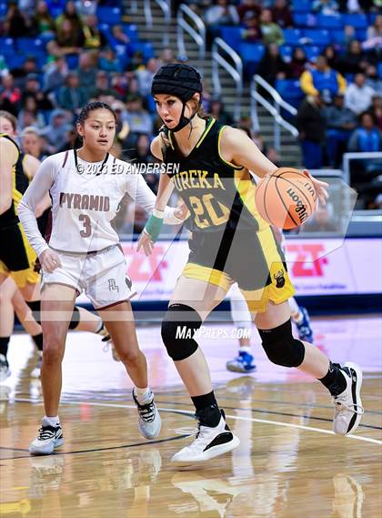 Thumbnail 2 in Pyramid Lake vs. Eureka (NIAA 1A State Championship) photogallery.